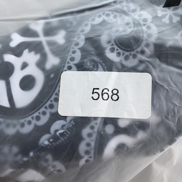 Loudmouth Golf Ladies Skort Shorts Skirt Sz S All Over‎ Skull Print Active - Picture 10 of 10